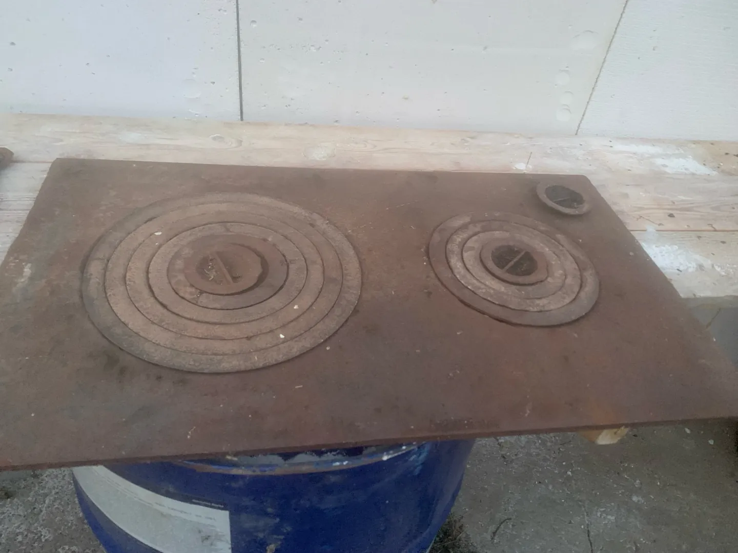 Двух комфорчетая плита для печи