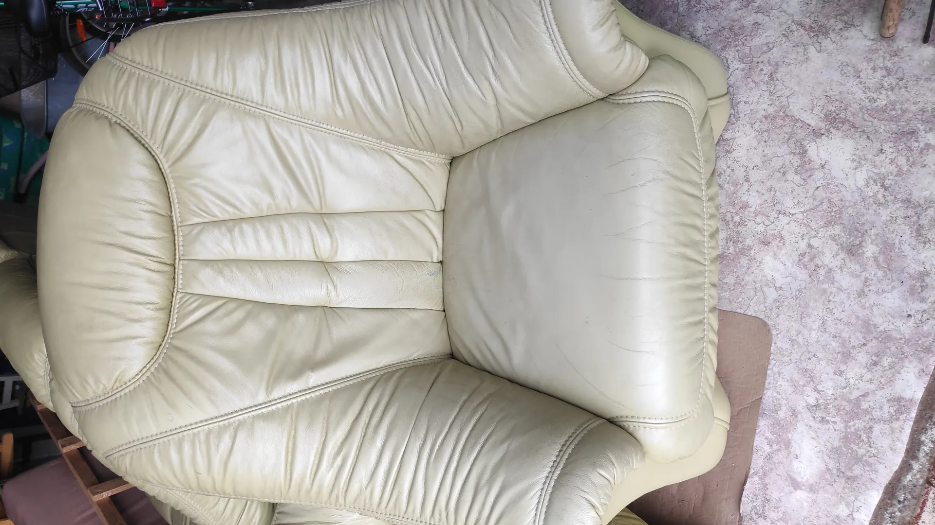 Диван + 2 кресла. Нат.кожа