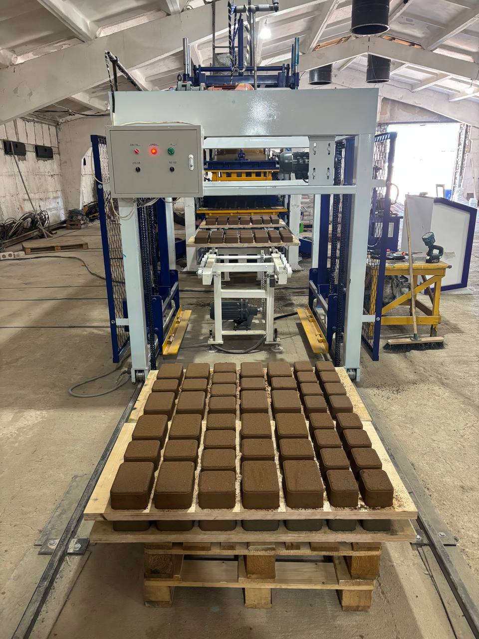 Старый город 183*123/123*123/123*93*60мм (Цветная)