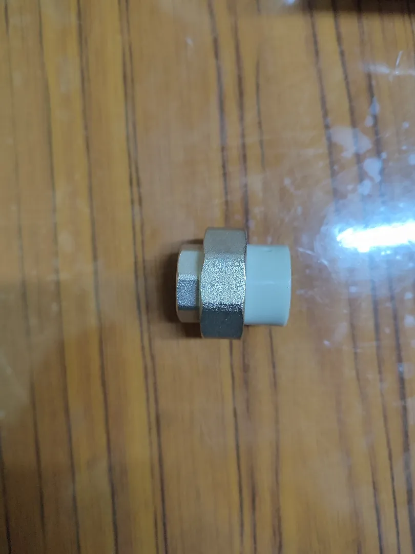 Американка усиленная пп 20х1/2" с внутренней резьбой