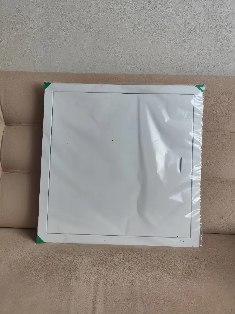 Люк-дверца ревизионный