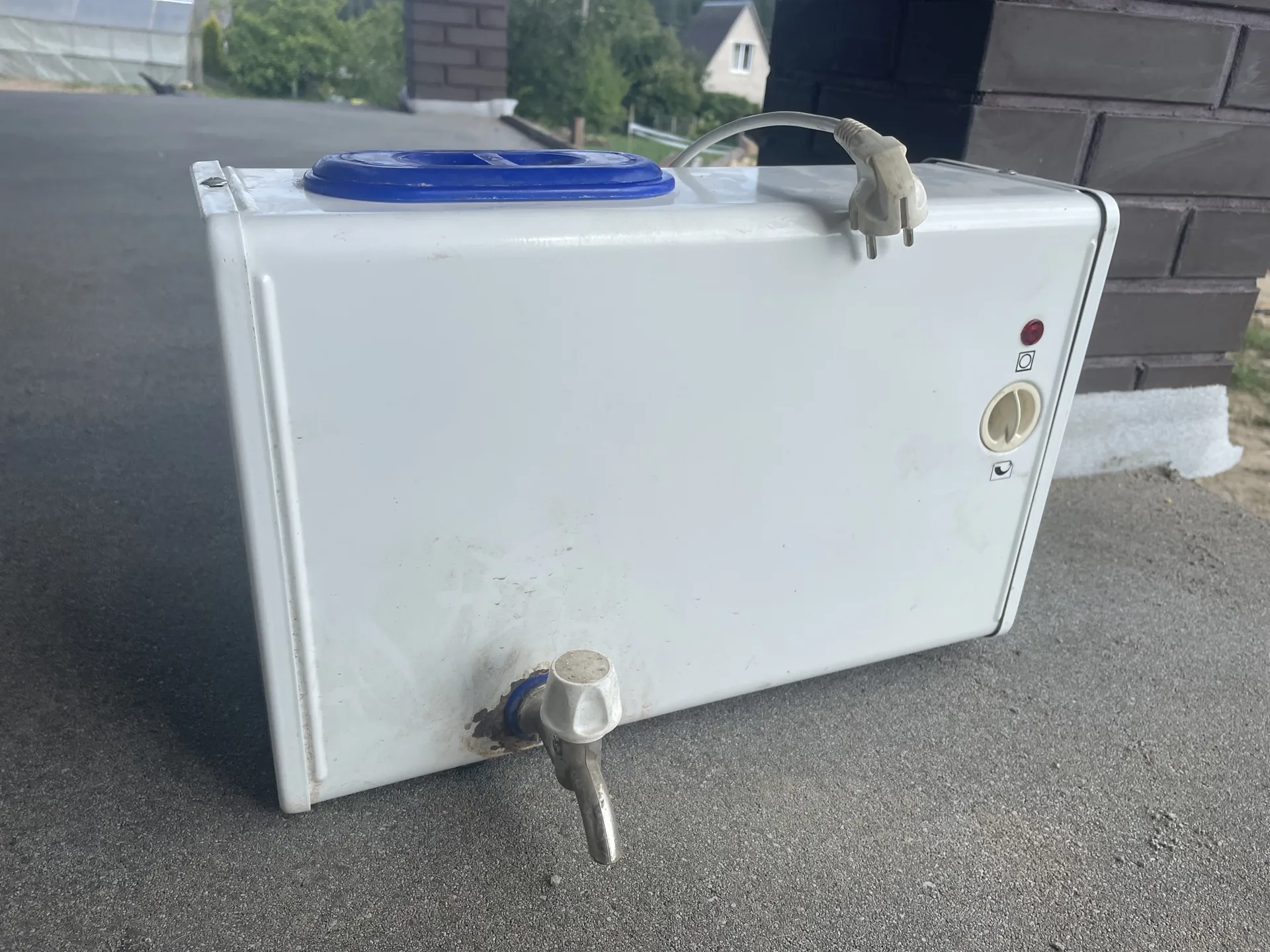 Электроводонагреватель ЭВАО 10/1.6 Гейзер