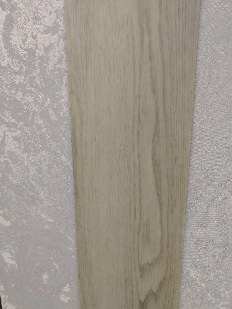 Виниловое покрытие и клей