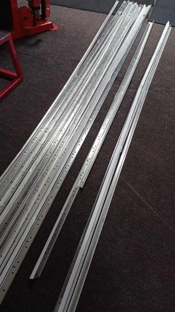 Профиль потолочный