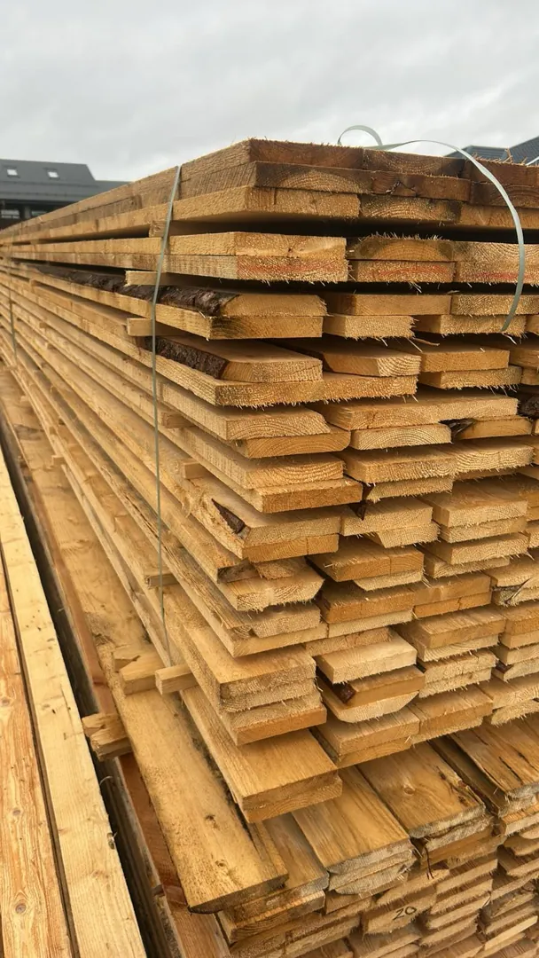 Пиломатериал,доска,брус и т.д.