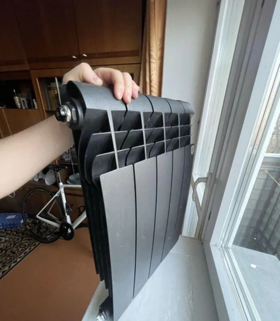 Биметаллической радиатор RoyalThermo 5 секций