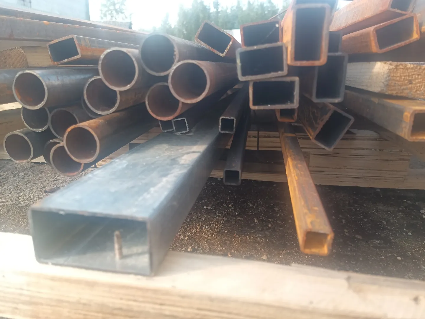 Труба профильная 20*20*2