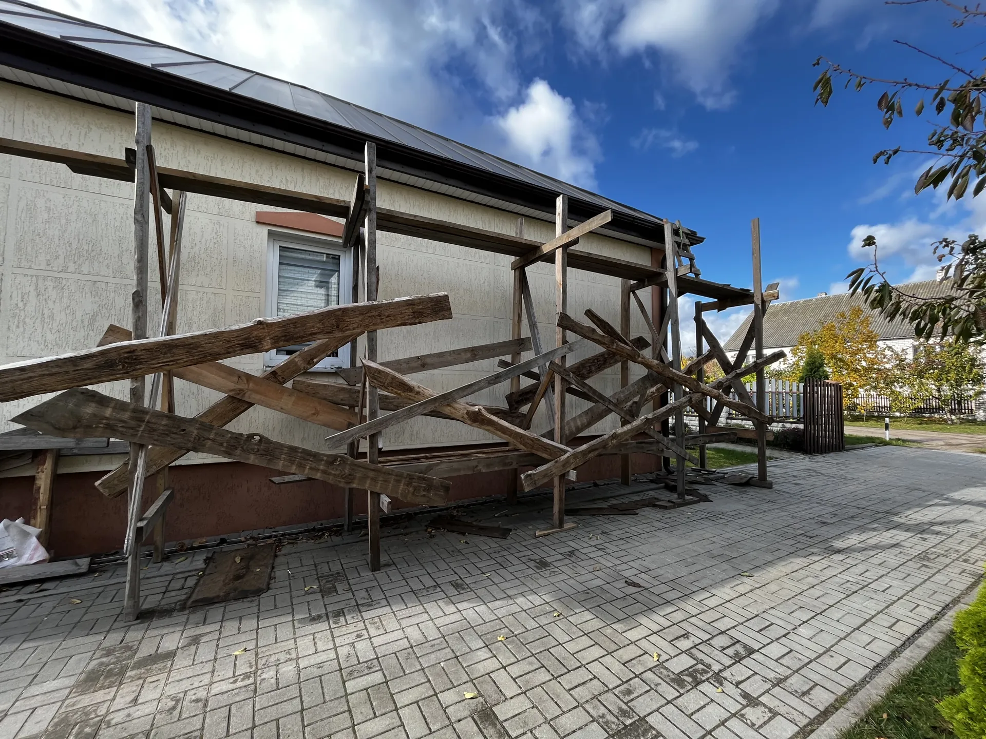 Леса строительные