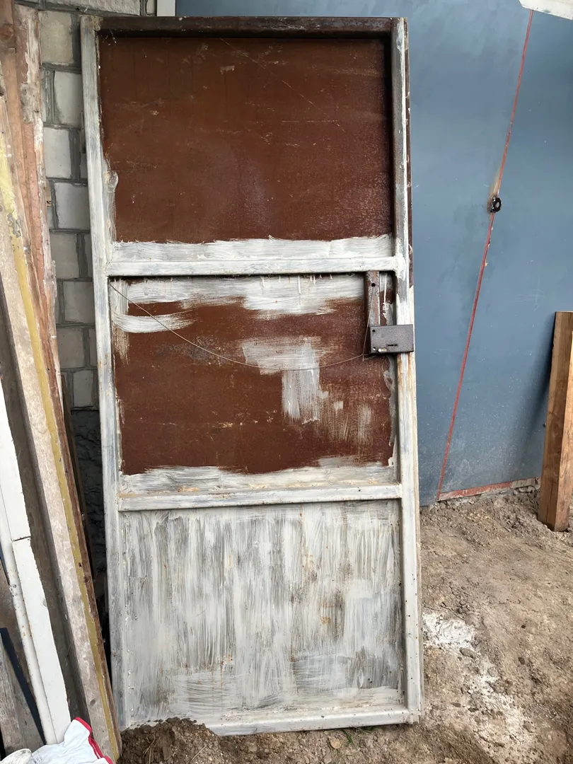 Двери железные