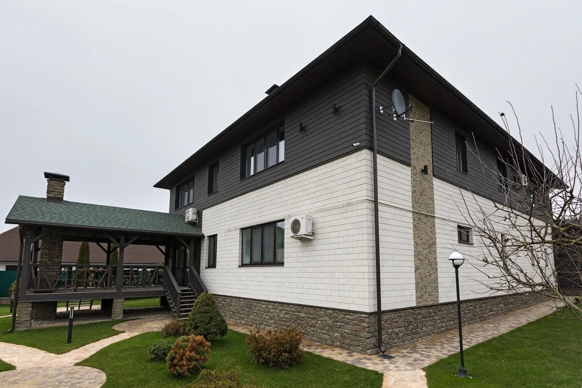 Декоративный камень Феодал "Ракушчник" арт. 12.00.Р без фаски, (0,86 кв.м в упаковке)