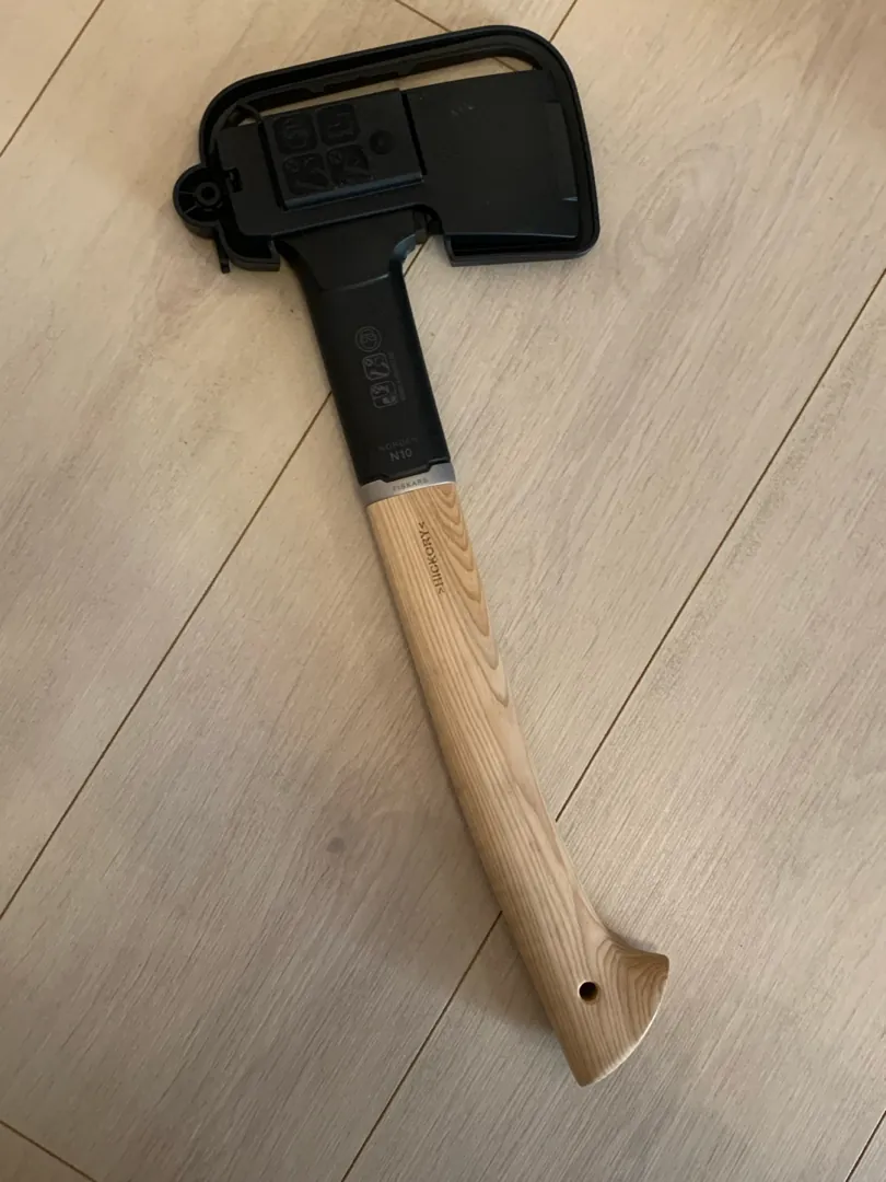Топор fiskars norden 10