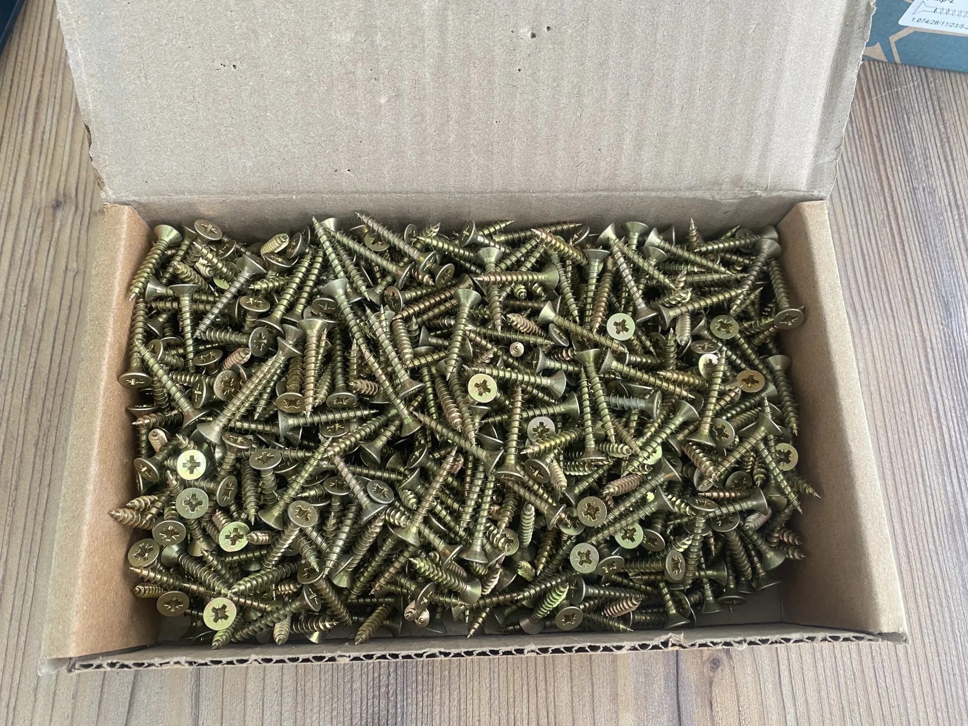 Саморезы универсальные