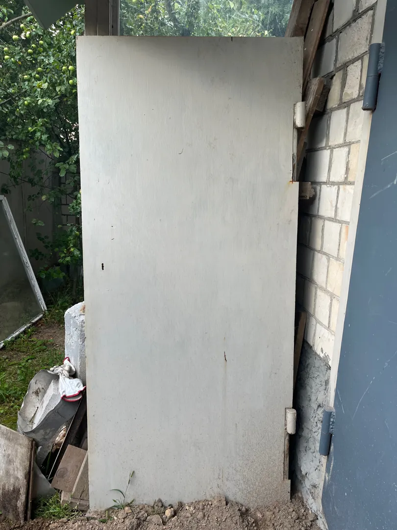 Двери железные