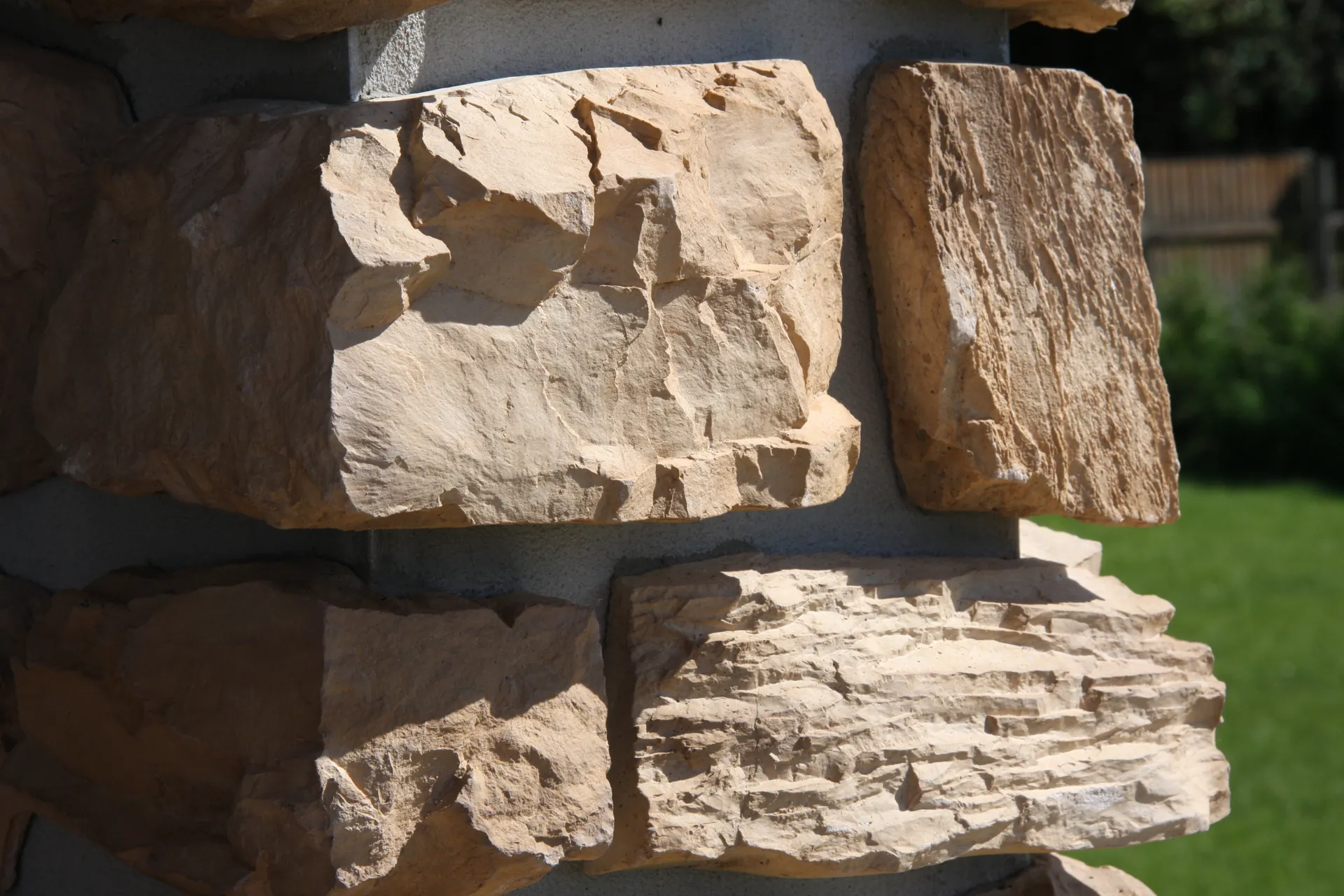 Декоративный камень Феодал "СИЕРРА" арт. 18.01.Р, (0,68 кв.м в упаковке)