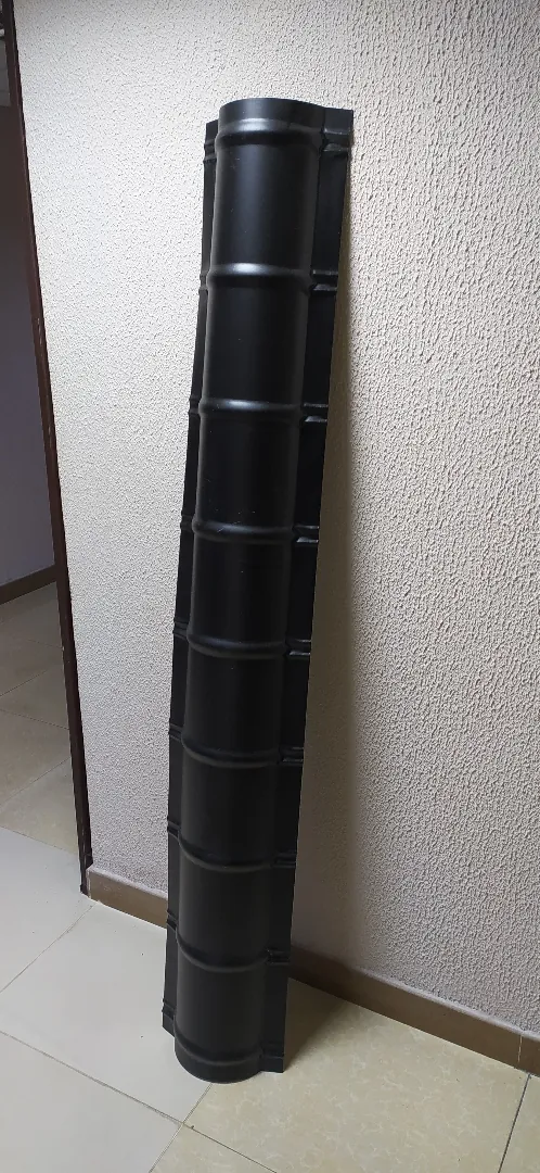 Конек полукруглый черный