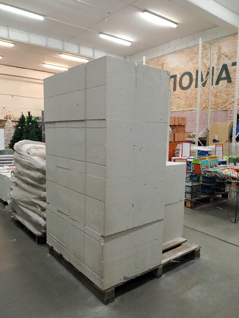 Блок стеновой