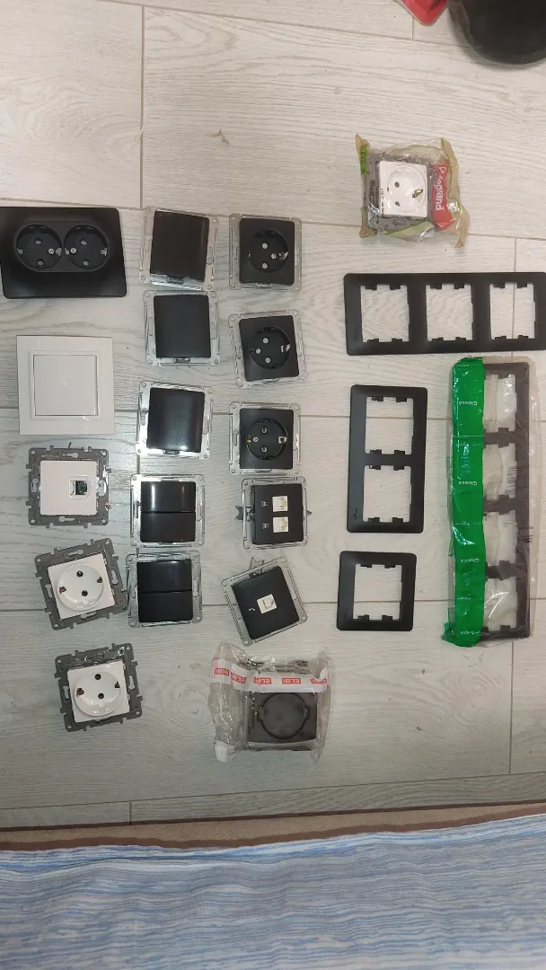 Розетки выключатели