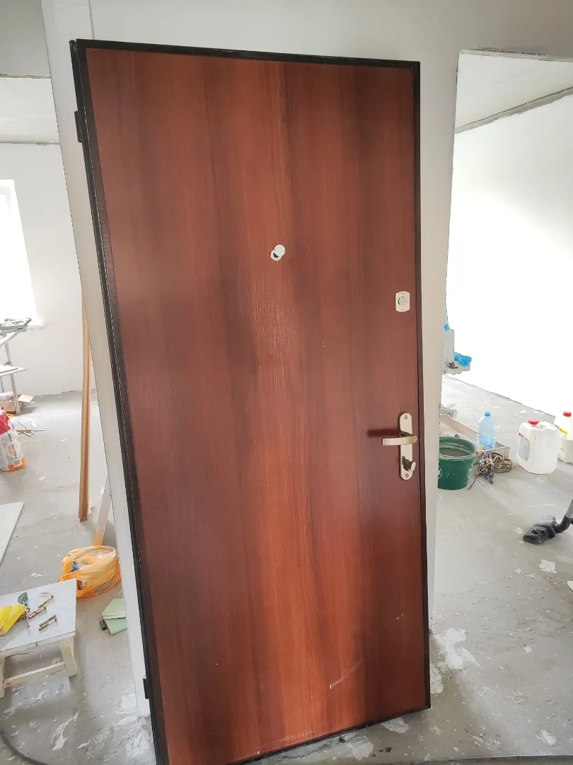 Двери металлические входные