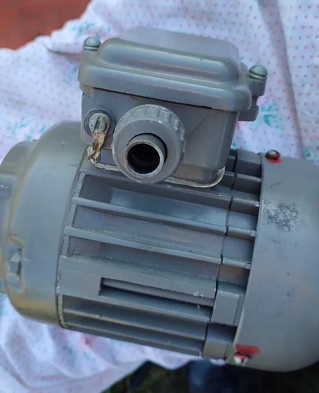 Электродвигатель