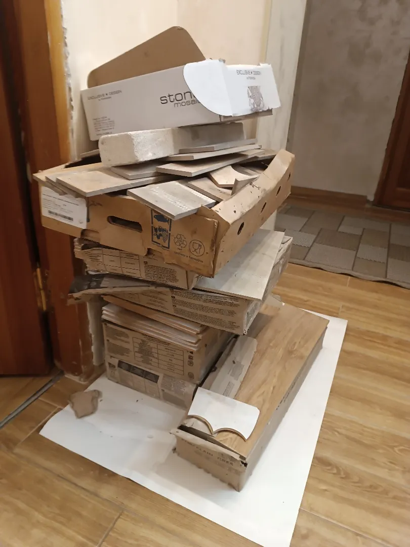 Плитка напольная и настенная и обрезки