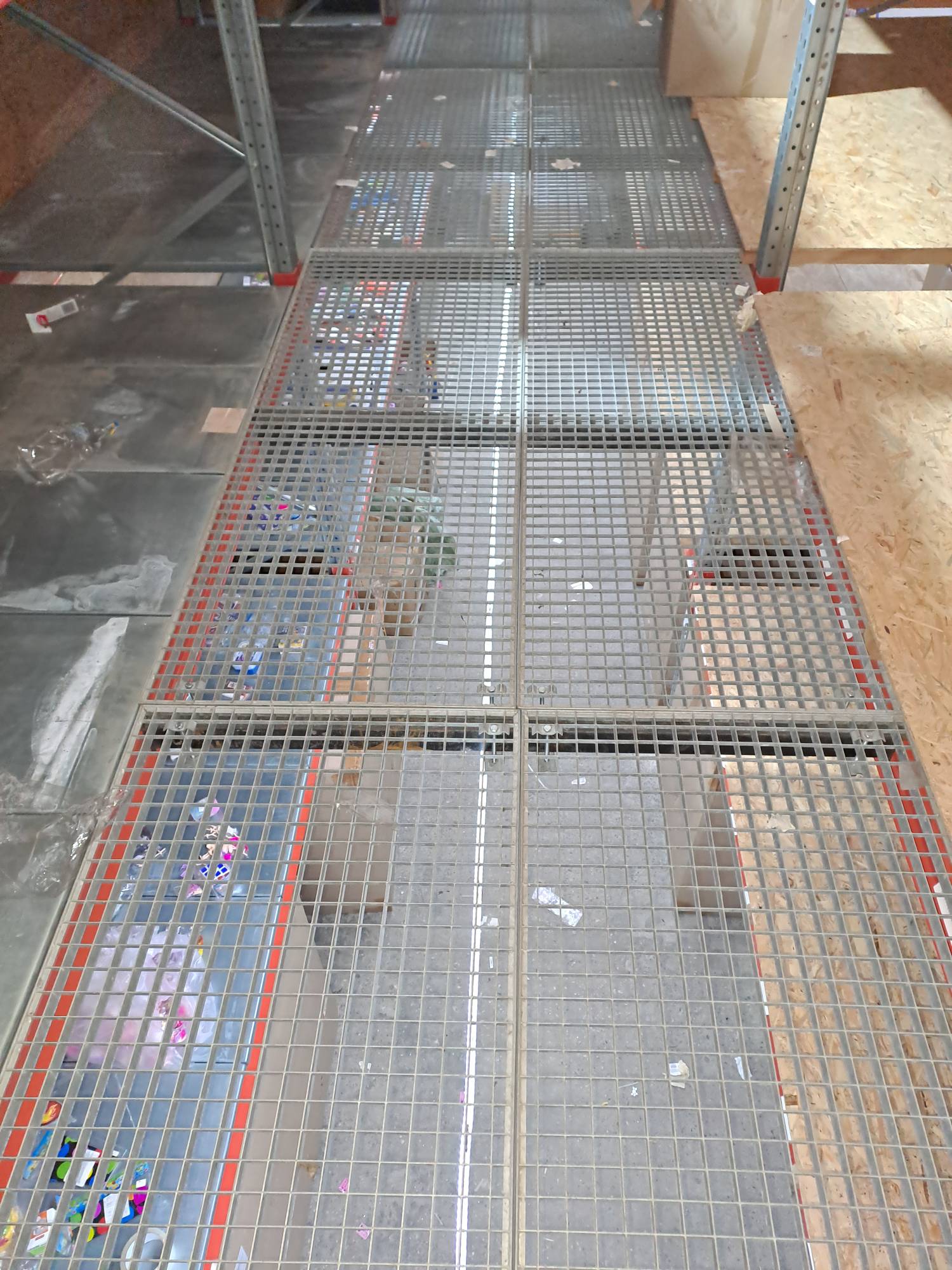 Решётка для мезонина